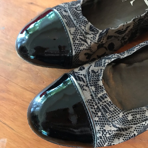 AGL Attilio Giusti Leombruni suede wedge pumps - Picture 3 of 9